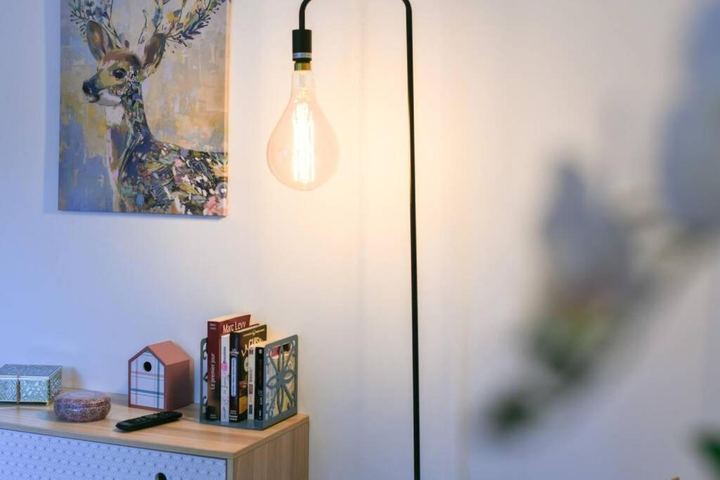 Instant Fleury, Studio Cosy Avec Jardin Secret Μπαρμπιζόν Εξωτερικό φωτογραφία